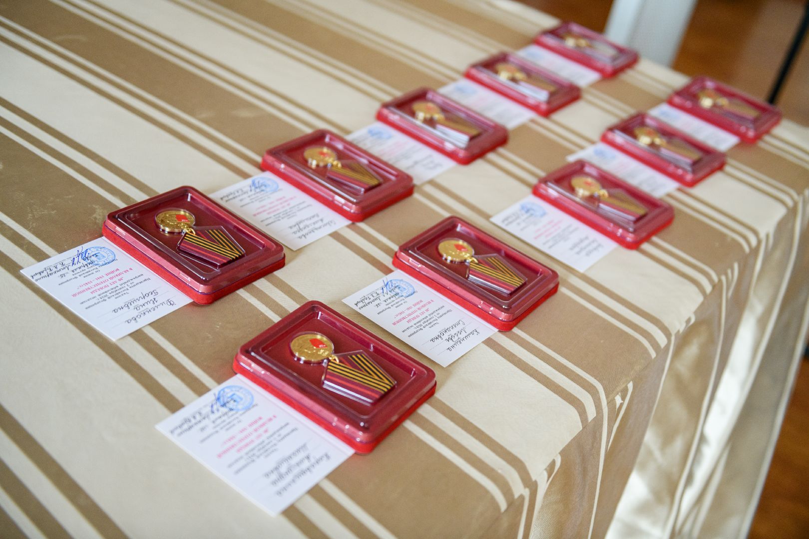 лыткарино, 80 - летие победы, 80 лет победе, ветераны лыткарино, юбилейные медали, вручение медалей, год защитника отечества, вертикалки,