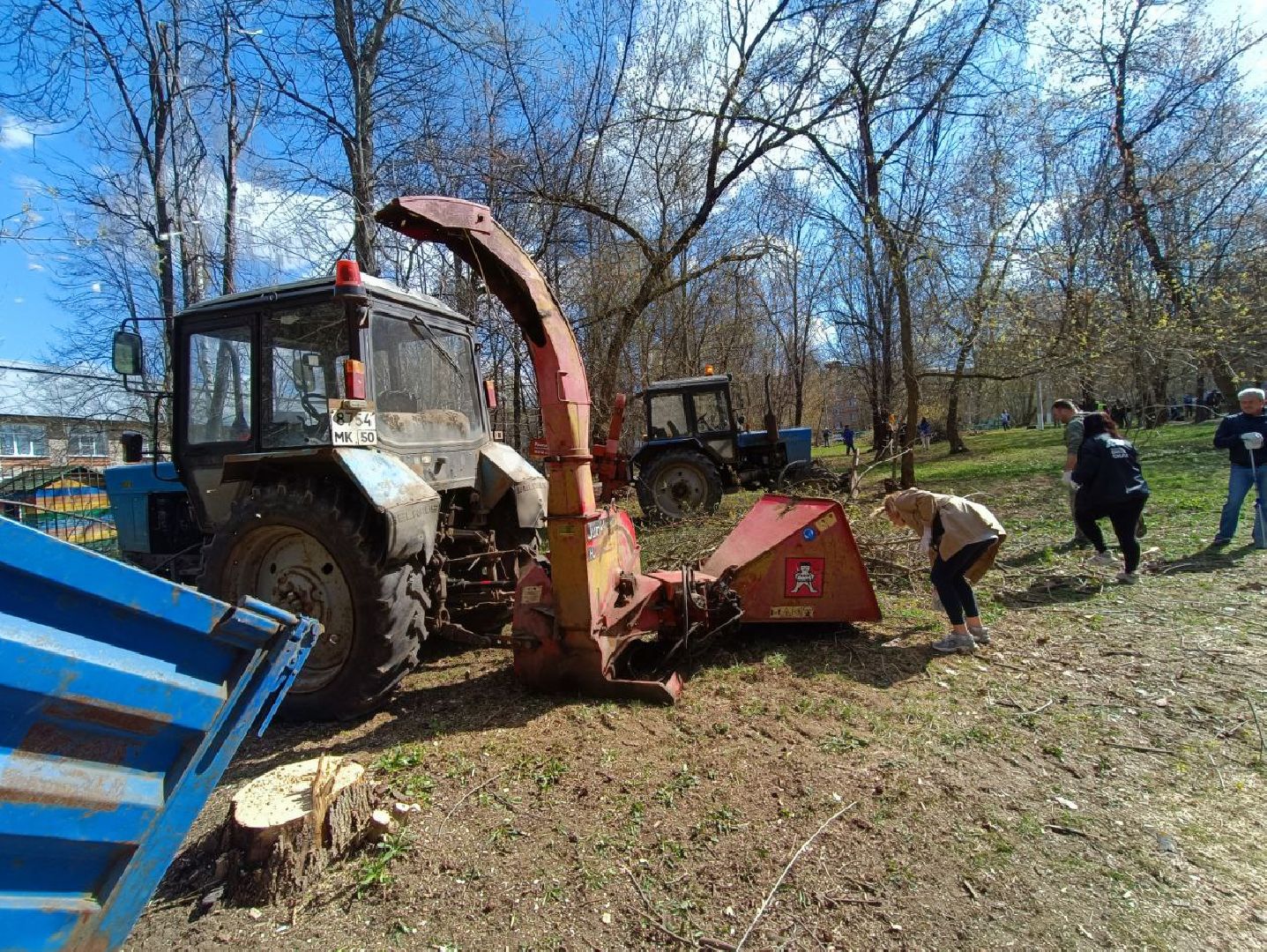Можайск, Можайский городской округ, Подмосковье, субботник, областной субботник, жители, уборка территории