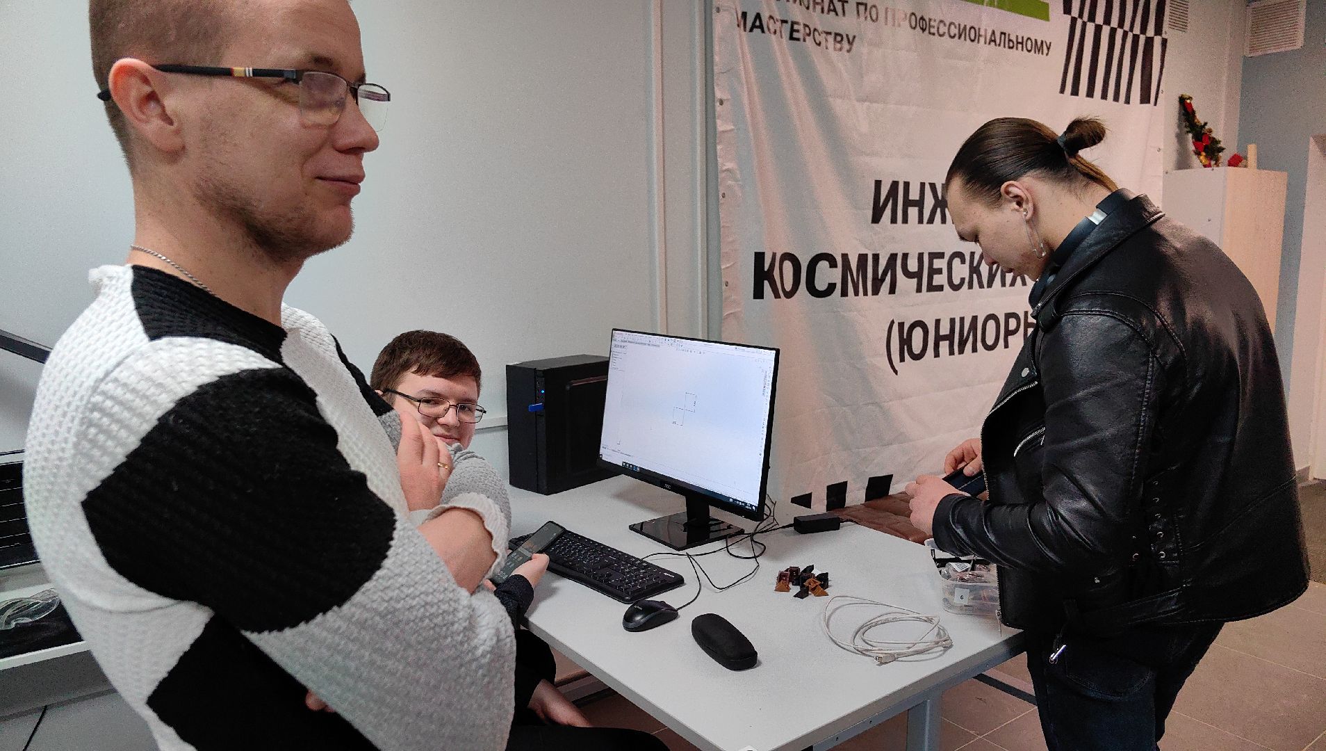 Инженерия космических систем, модель, спутник, программирование, 3д, школа,