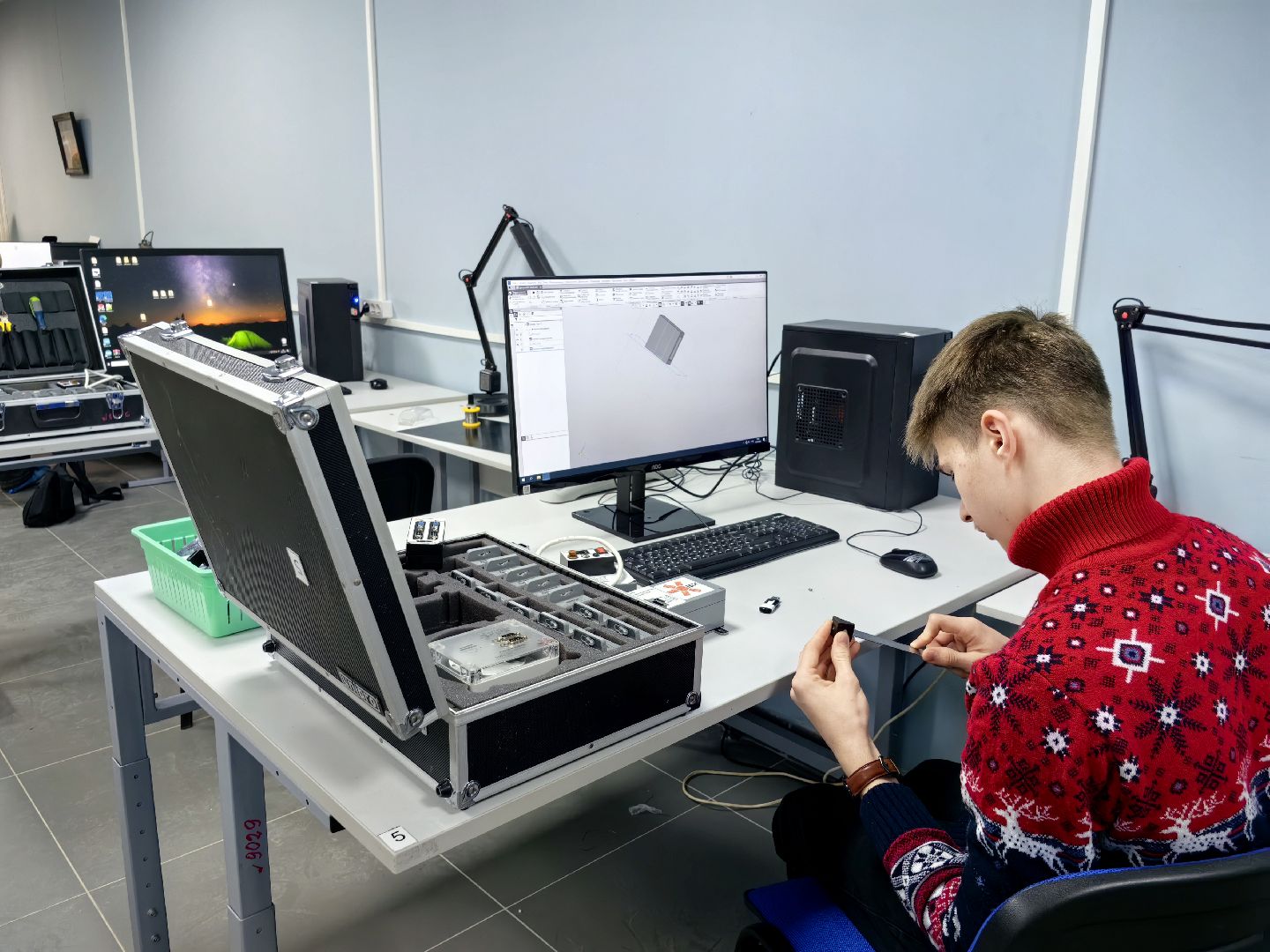 Инженерия космических систем, модель, спутник, программирование, 3д, школа,