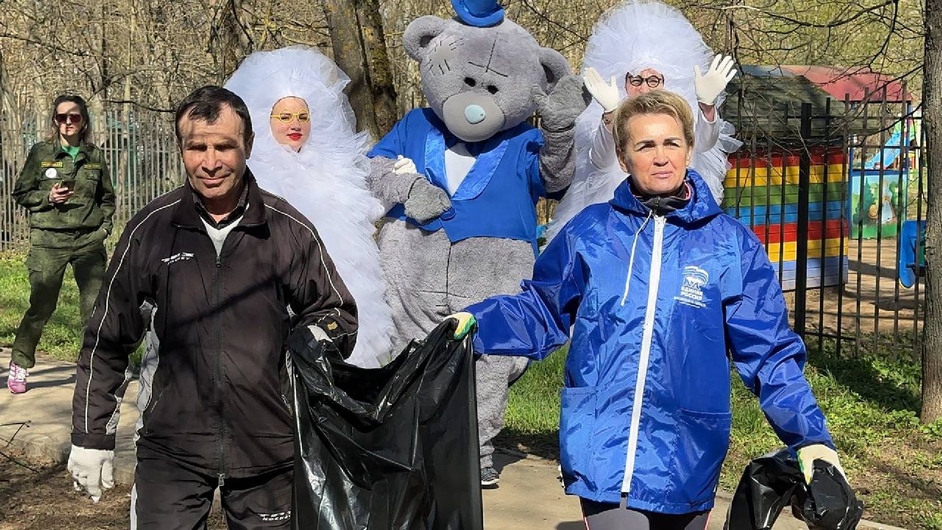 Можайск, Можайский городской округ, Подмосковье, субботник, Единая Россия, партия, жители, уборка территории