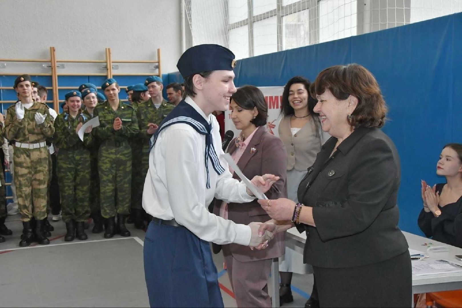 школа Попова Власиха, вертикалки, зарница в школе Попова, Смотр строя и песни Власиха, Поповка Власиха,