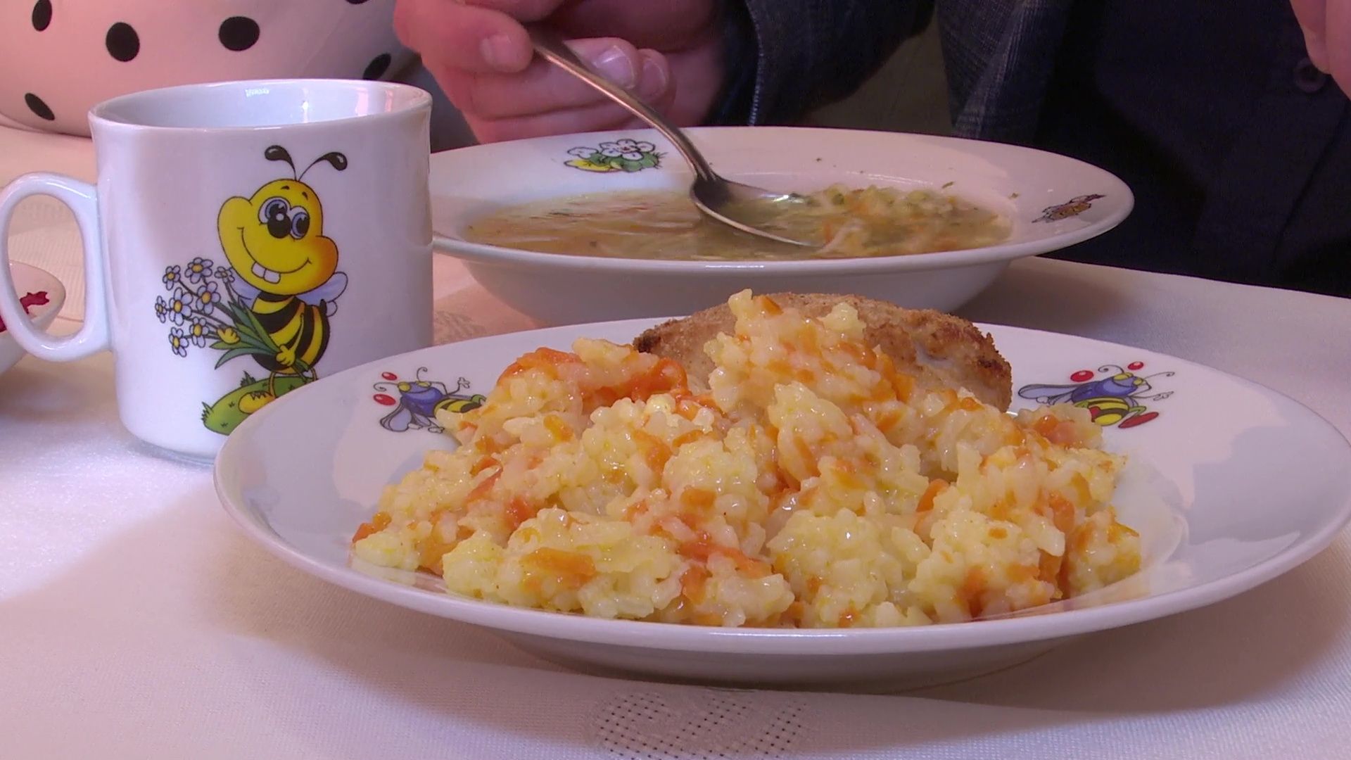 реутов, вертикалки, еда в саду, проверка питания, детский сад, дети,