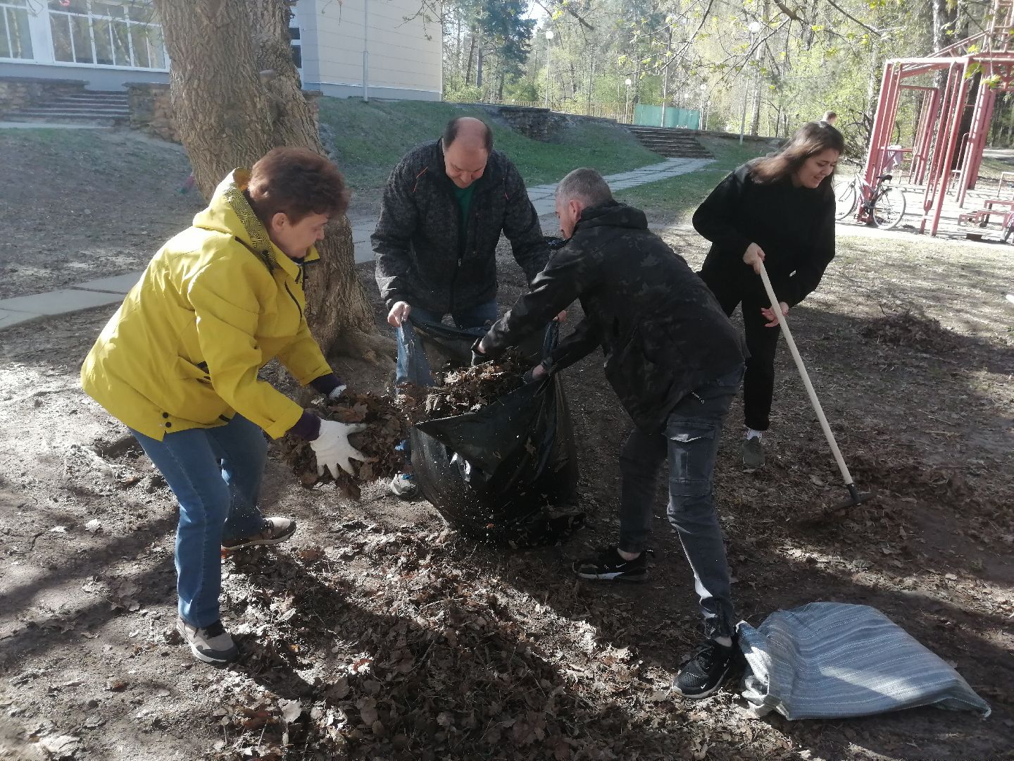 субботник, общеобластной субботник, Протвино, активные жители, городские леса