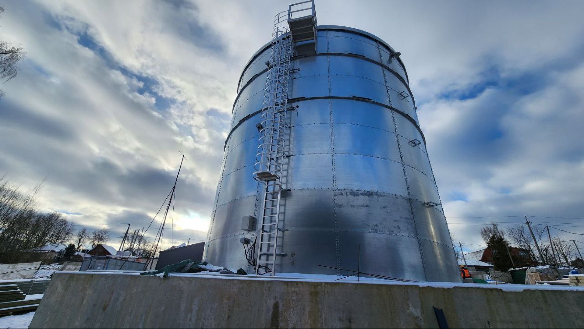 Дмитров, ВЗУ в Яхроме, МинЖКХ, вертикалки,