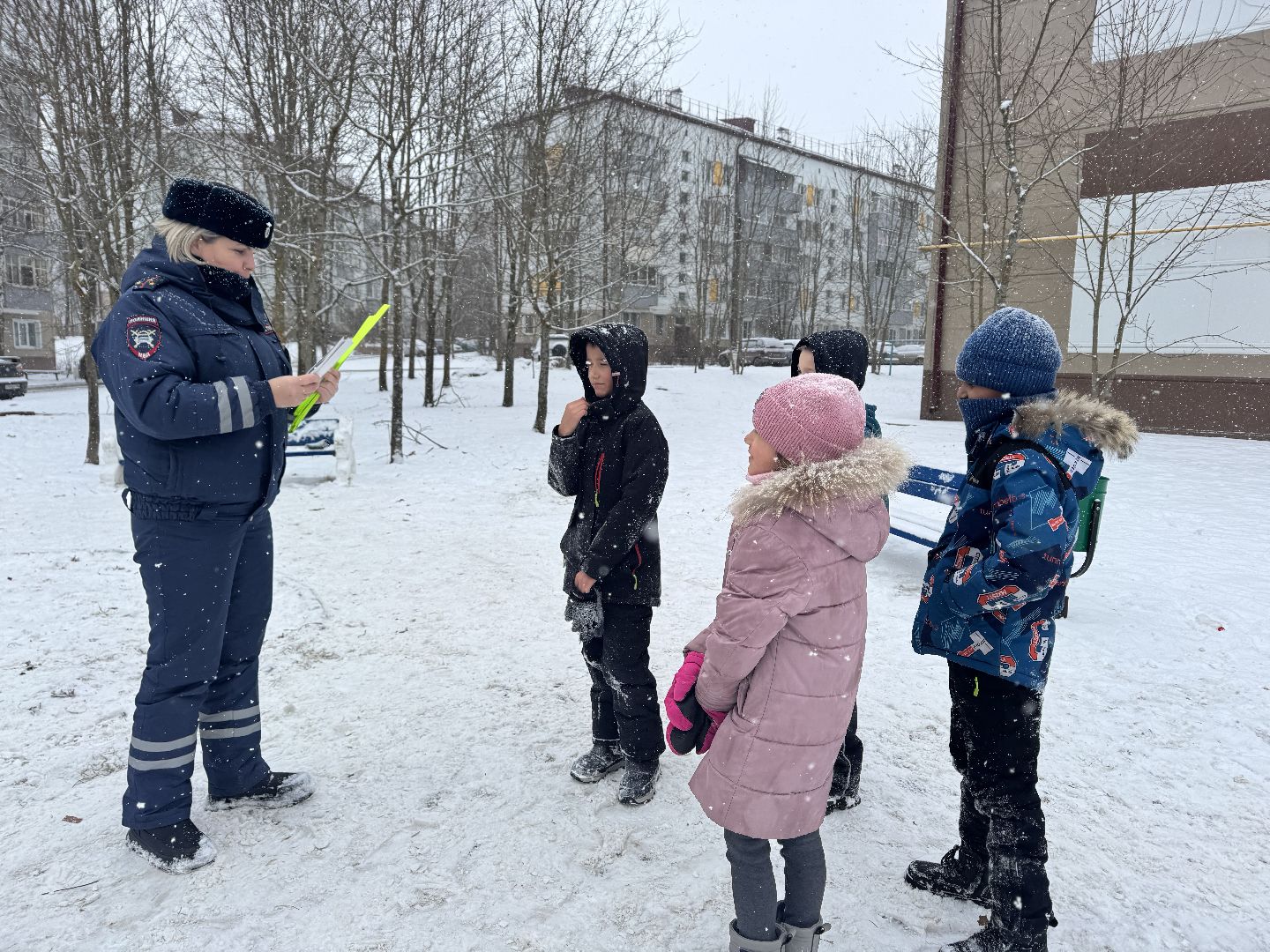 шаховская, волонтеры, госавтоинспекторы, акция, вертикалки,