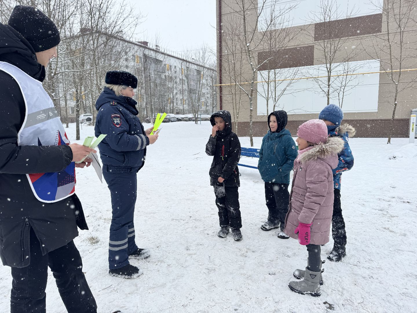 шаховская, волонтеры, госавтоинспекторы, акция, вертикалки,