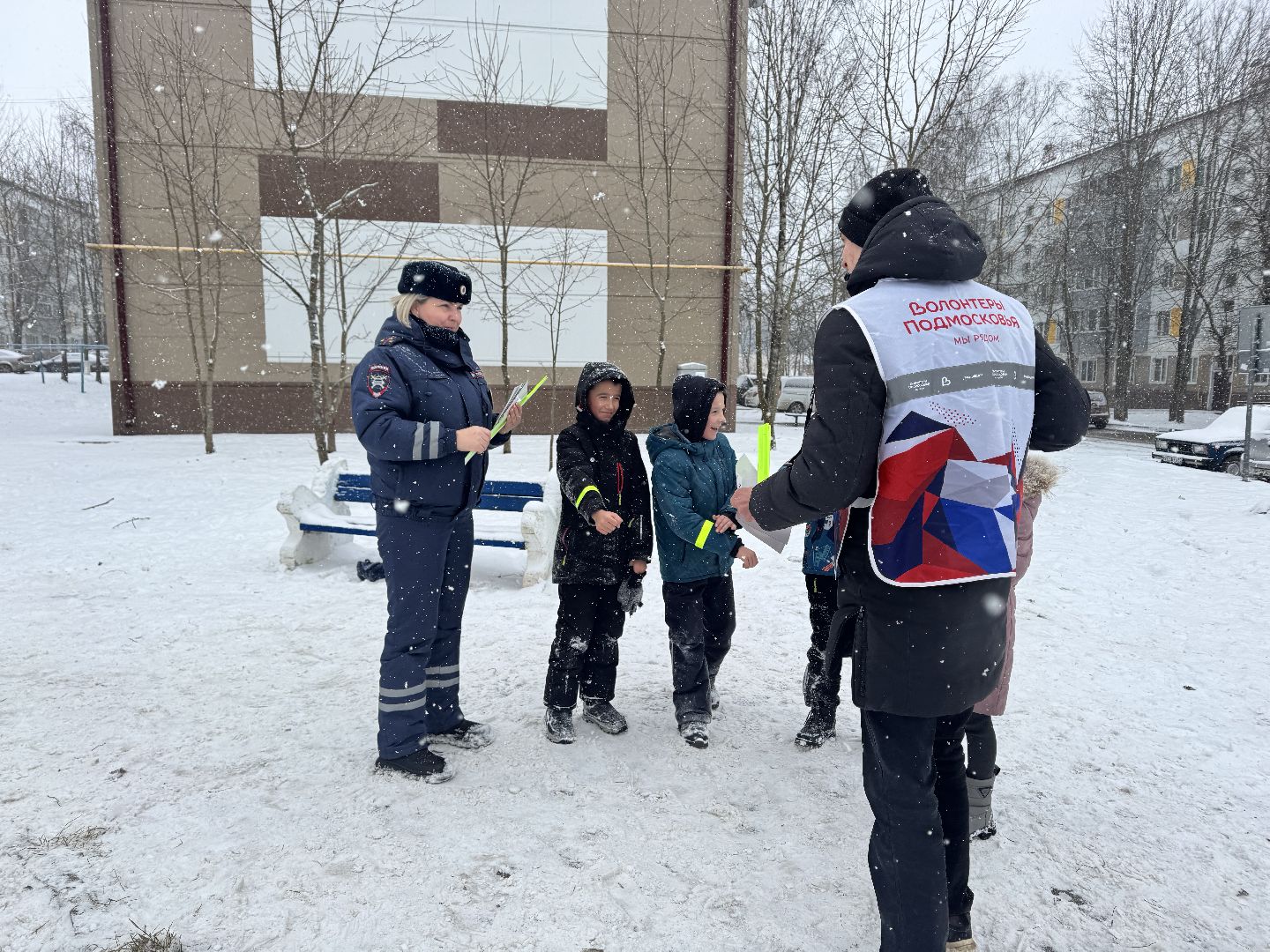 шаховская, волонтеры, госавтоинспекторы, акция, вертикалки,