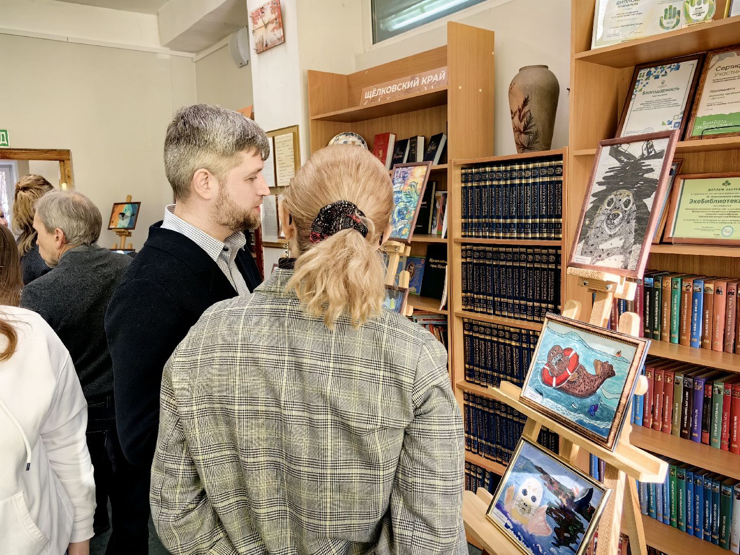 экоцентр, экология, Защитим морских млекопитающих, конкурс, рисунки, вертикалки,