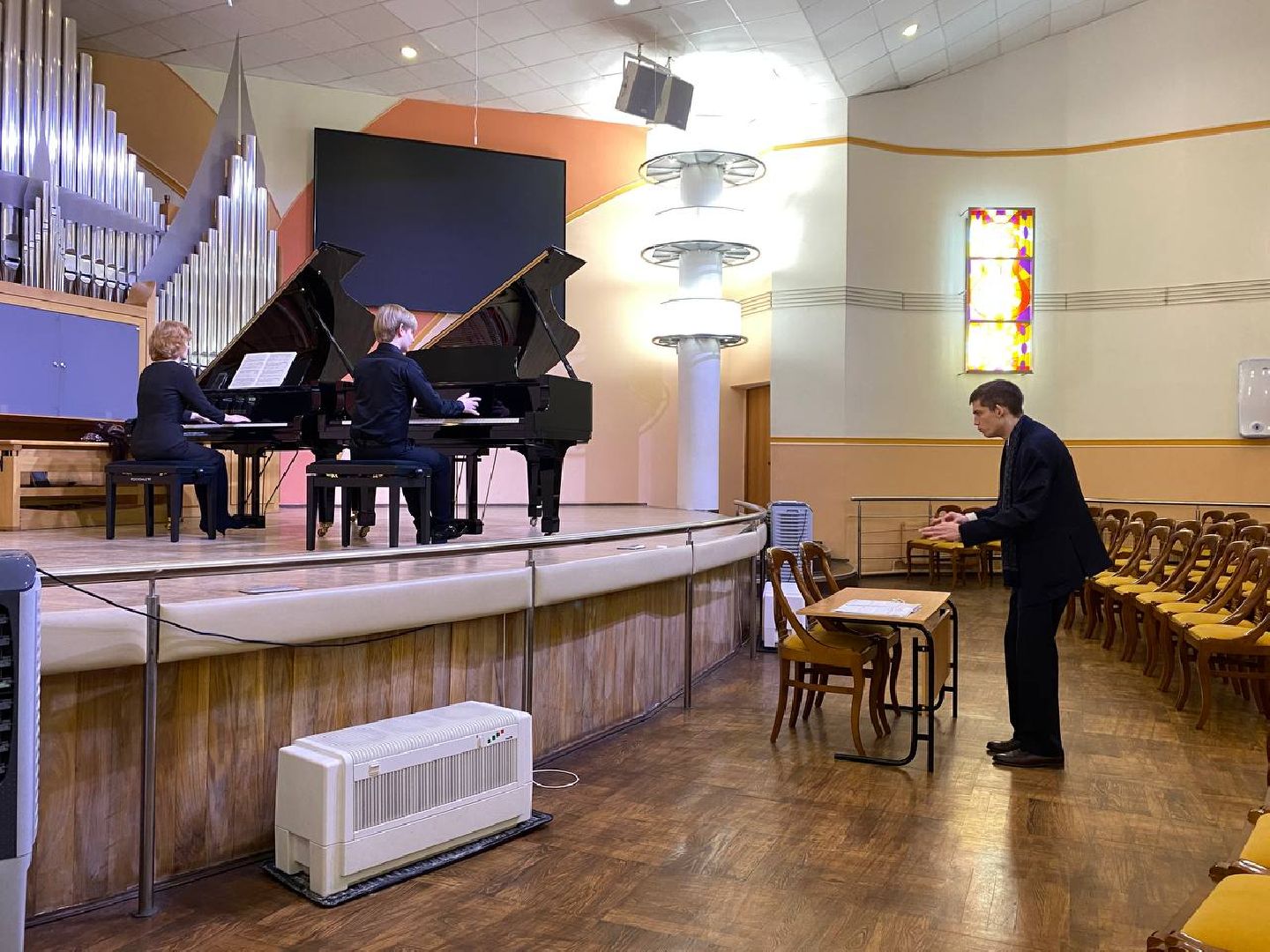 вертикалки, пианист, композитор, стипендиягубернатора, маэстро, эдуарддьяченко, музыкальнаяшкола, хороваяшкола,