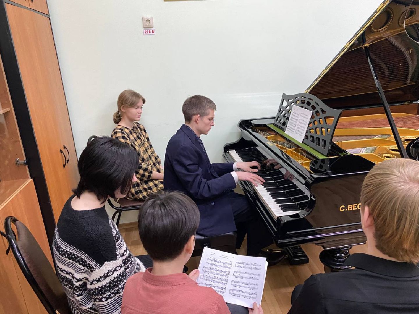 вертикалки, пианист, композитор, стипендиягубернатора, маэстро, эдуарддьяченко, музыкальнаяшкола, хороваяшкола,