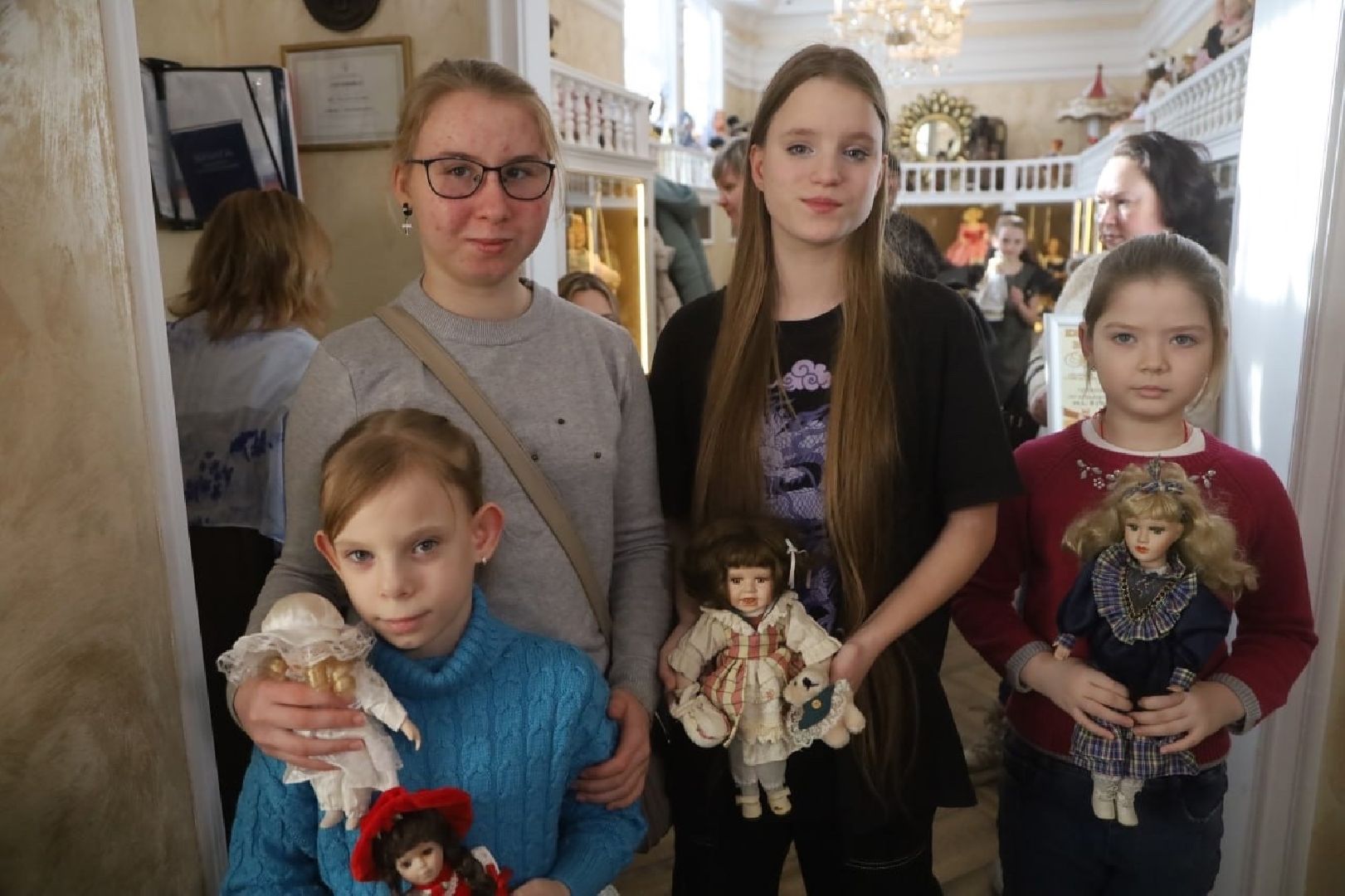 серпухов, подмосковье, семейный городок, музей кукол и дом мороженого,