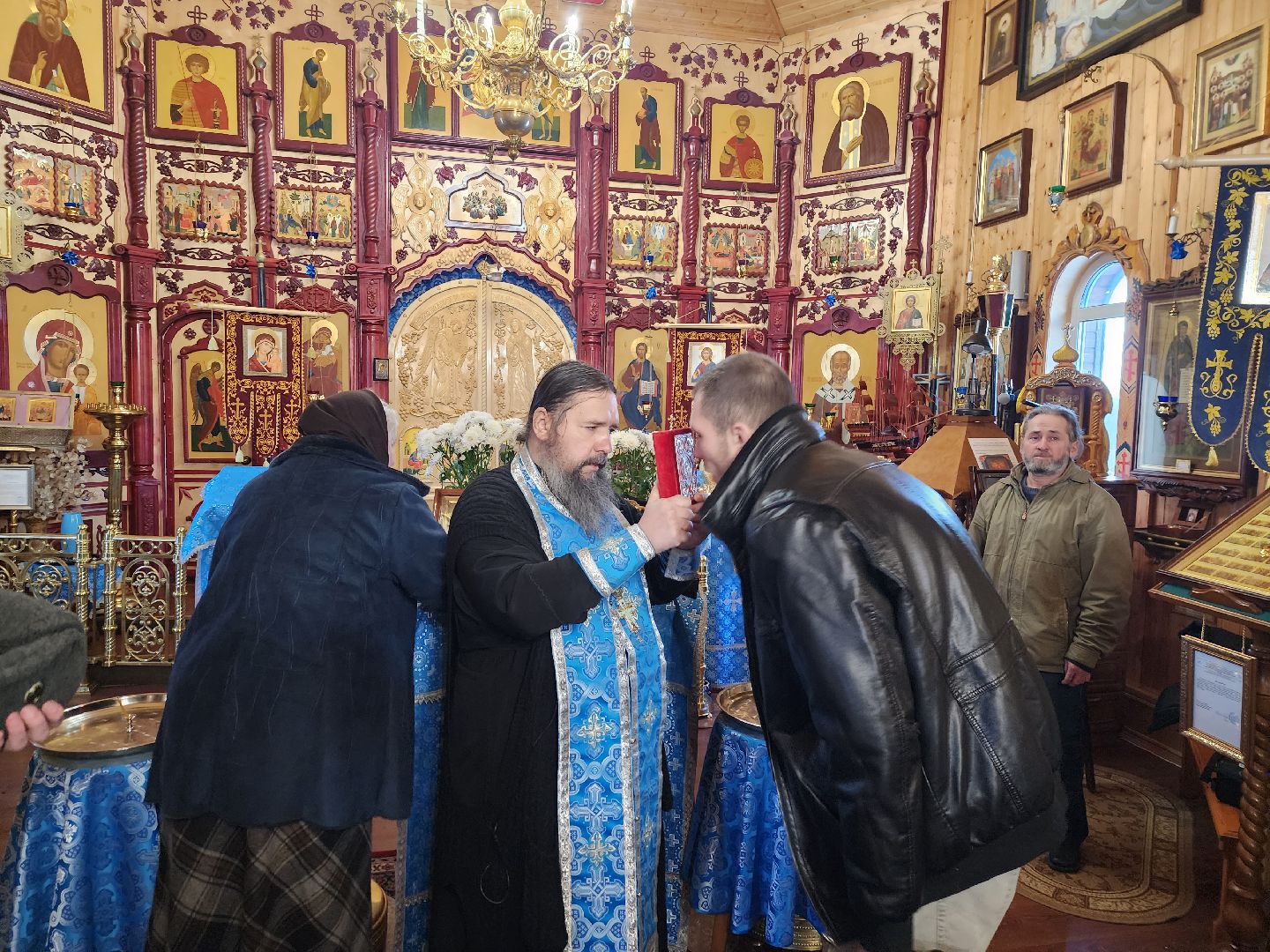 пушкино, помощь, благотворительность, церковь,