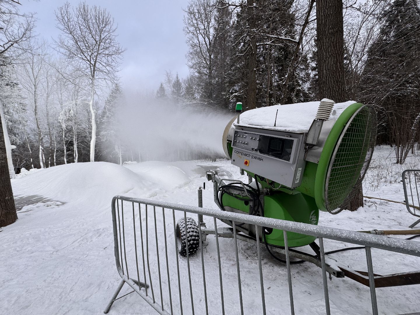 одинцовский парк культуры спорта и отдыха, Пушки оснежения, Лыжники Одинцова, вертикалки,
