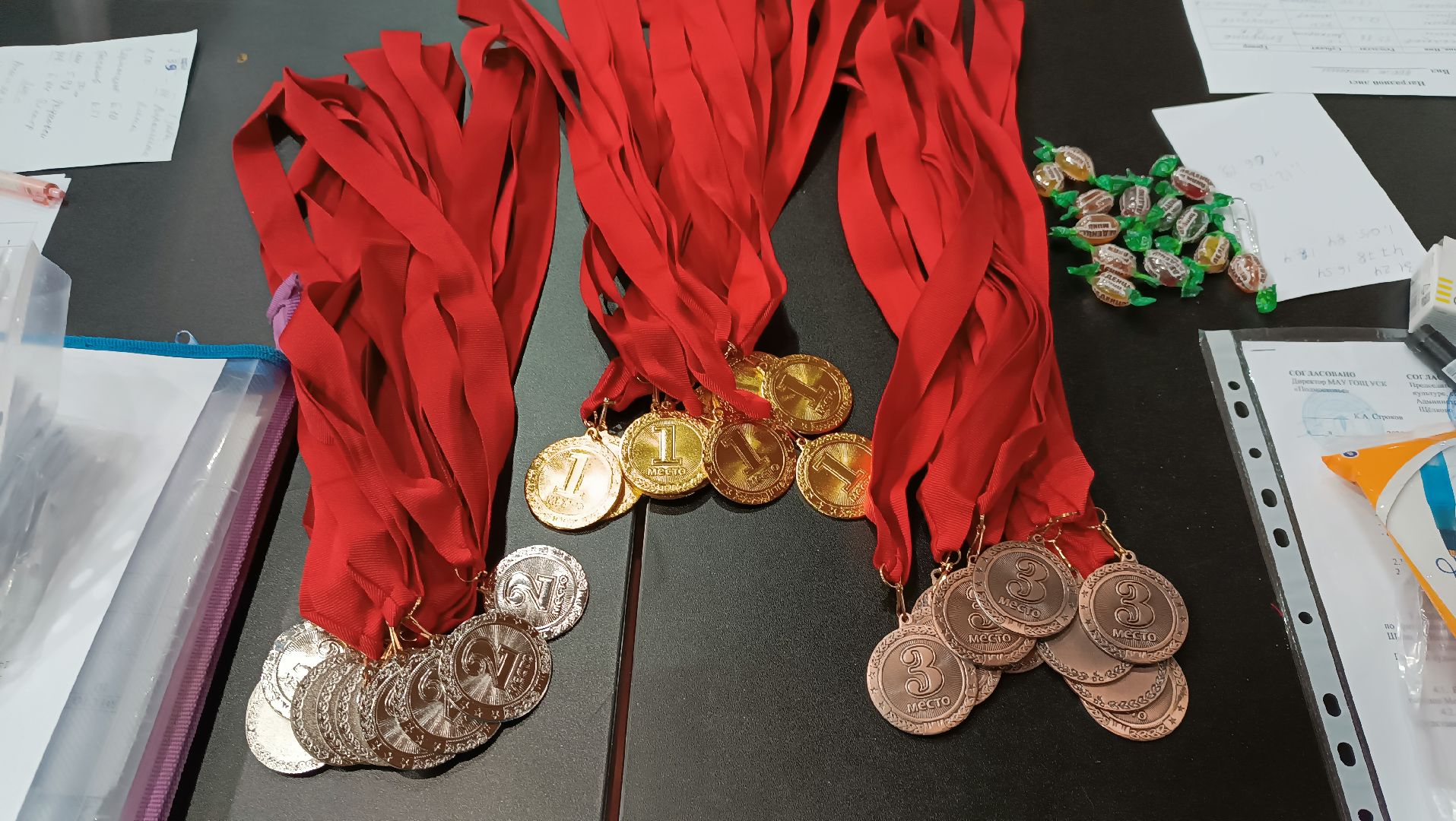 легкая атлетика, соревнование, победитель, спортсмен,