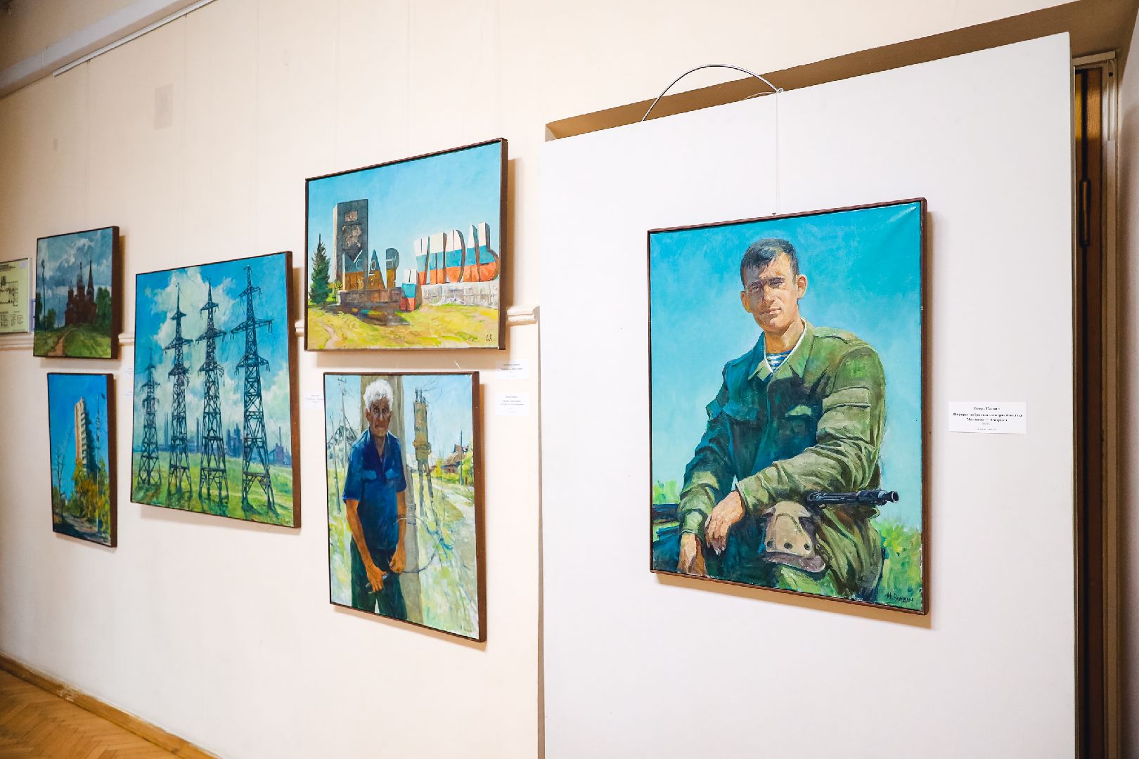 галерея, выставка, художник, сво, вертикалки,