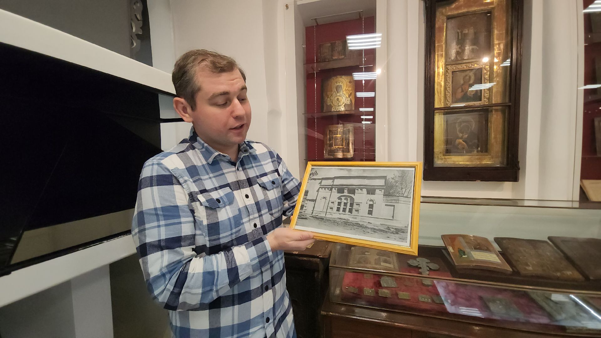 люберцы,люберецкая картинная галерея, храм, церковь,краеведческий музей, музейно-выставочный комплекс,