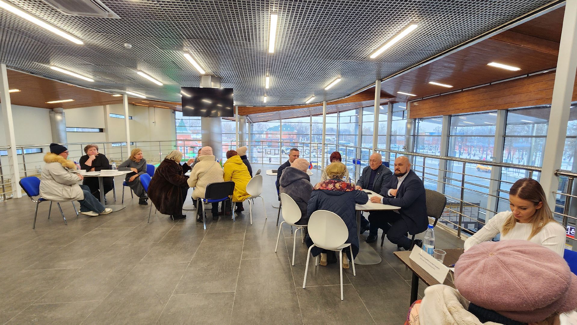 вертикалки, Выездная администрация, Активное долголетие, обращение жителей,