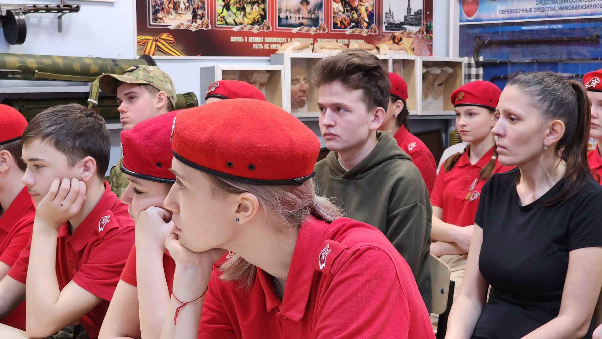 Центр допризывной подготовки молодежи, Юнармия, День защитника Отечества, Ногинск, Богородский городской округ, вертикалки,