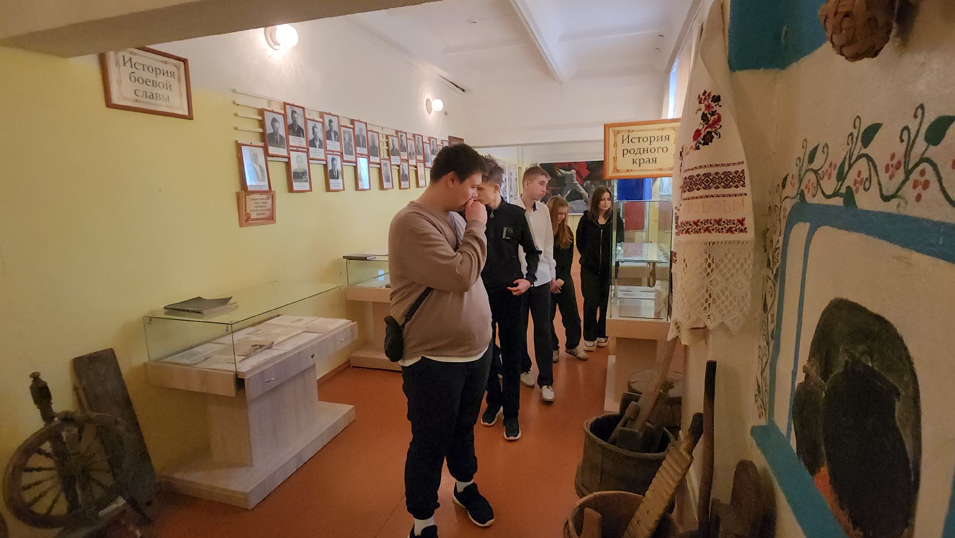 серпухов, туровская школа, образование, 23 февраля, разговор о важном, село турово, школьный музей,