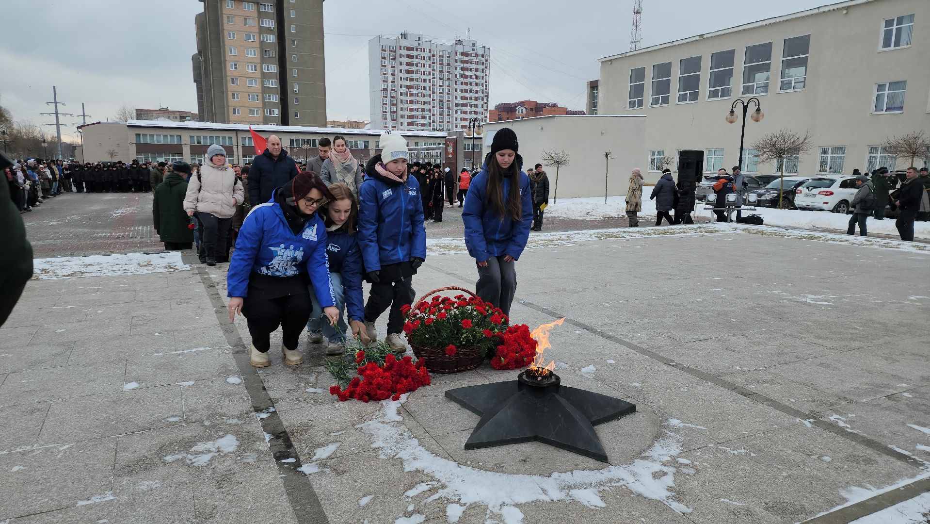 серпухов, подмосковье, возложение цветов, день защитника отечества,