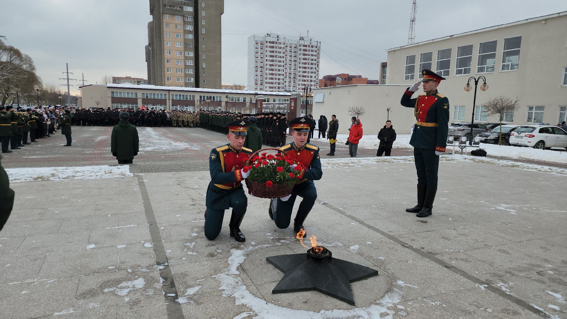 серпухов, подмосковье, возложение цветов, день защитника отечества,