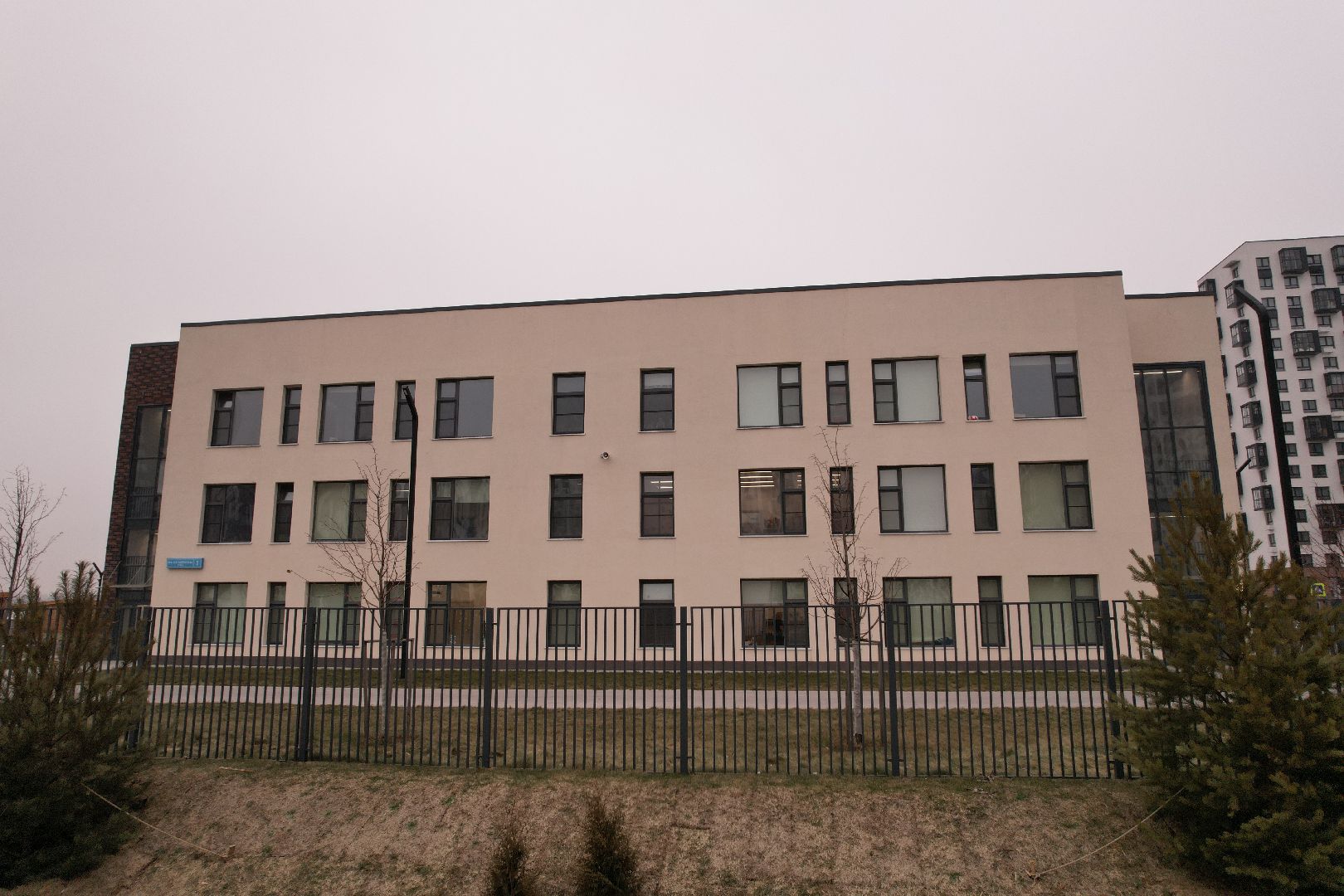 видео с коптера, жк пригород лесное, детский сад, строительство,