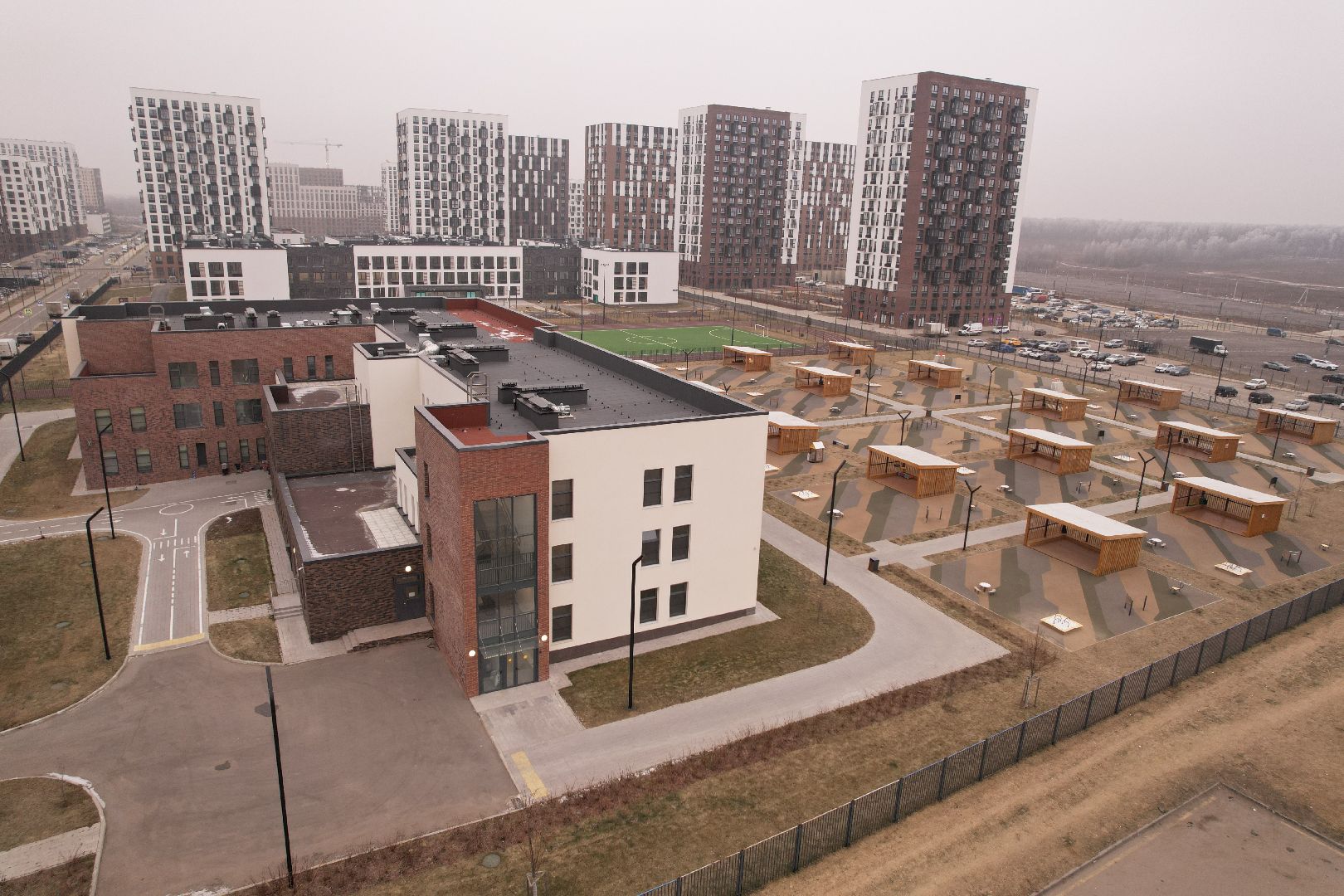 видео с коптера, жк пригород лесное, детский сад, строительство,