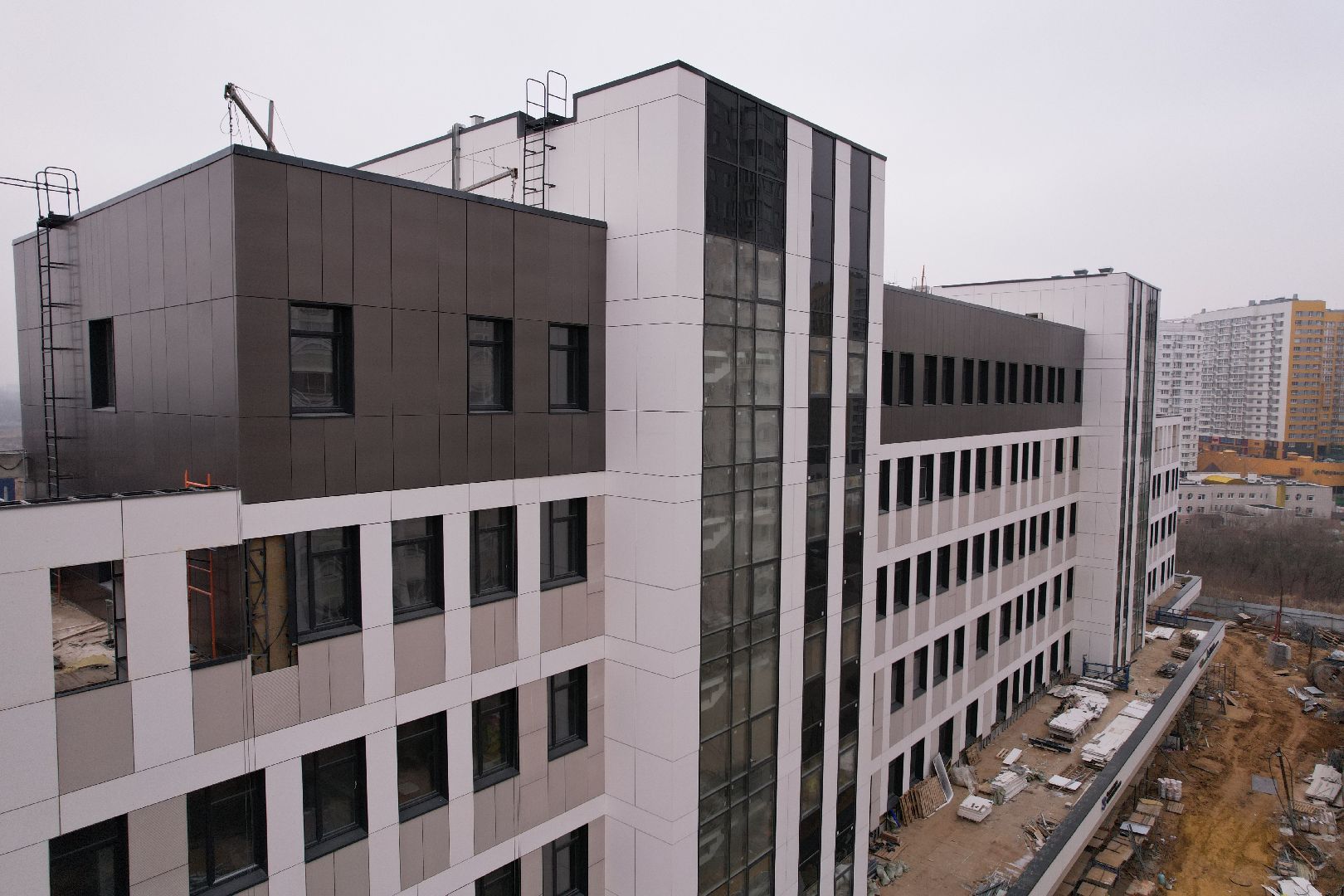 видео с коптера, видное, поликлиника, строительство,