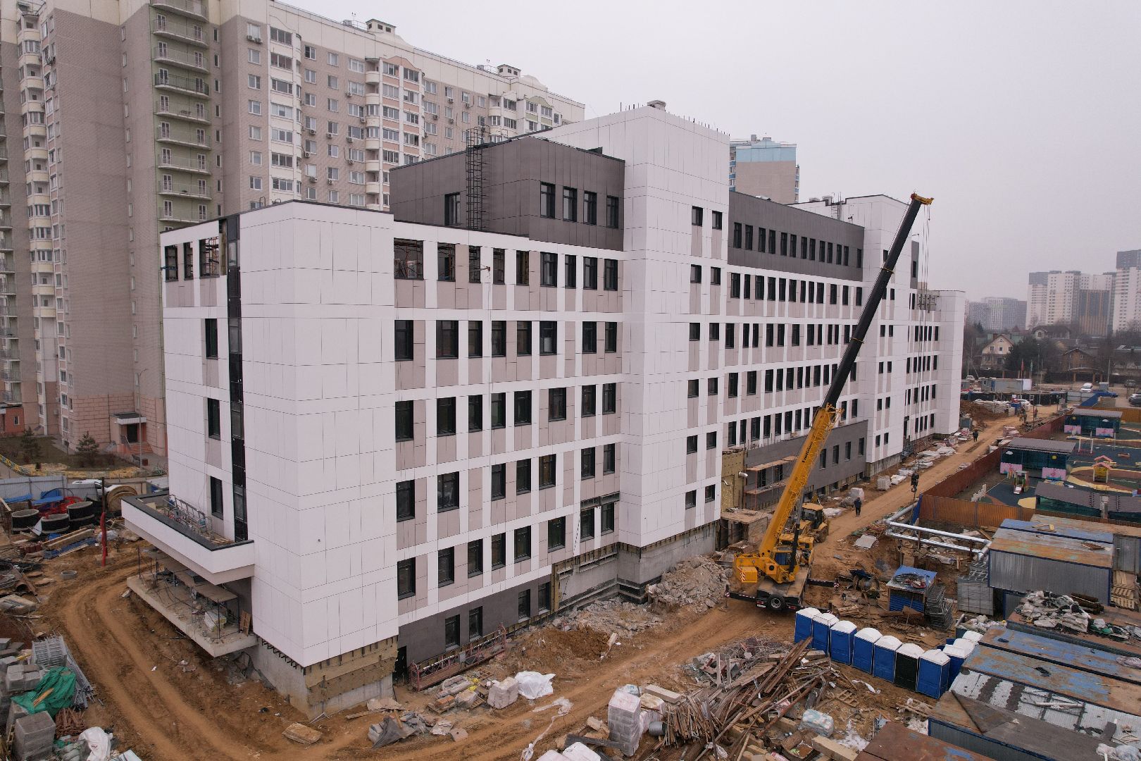 видео с коптера, видное, поликлиника, строительство,