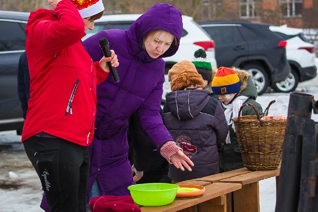 Коломна, общество