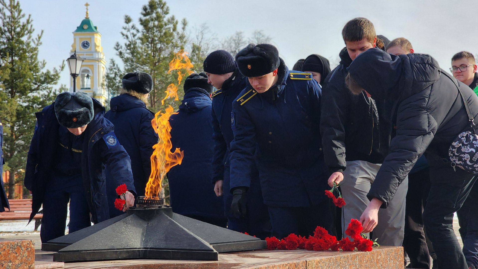 волонтеры, молодежь, День защитника Отечества, Лосино-Петровский,