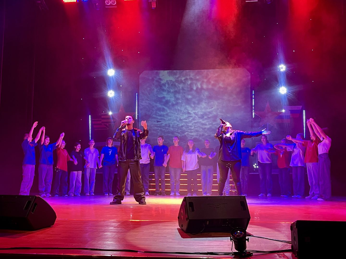 вертикалки, наро-фоминск, наро-фоминский городской округ, день защитника отечества, цдк звезда, служить россии, 80 лет победе,роман шамнэ,