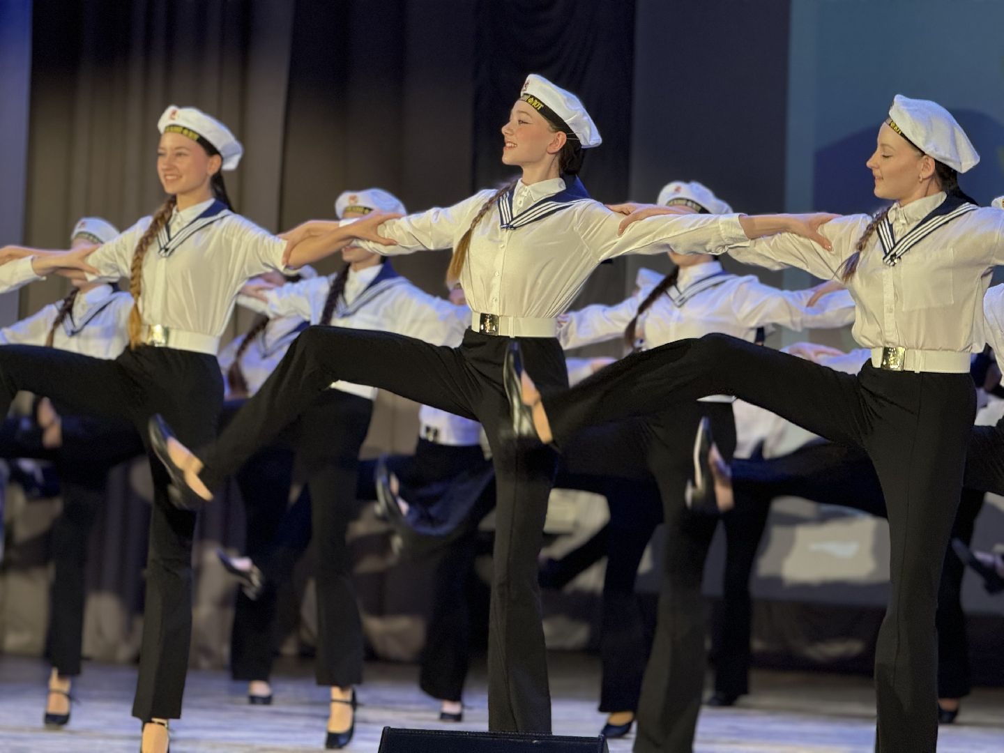 Концерт, ДК буревестник, день защитника отечества, ленинский городской округ, вертикалки,