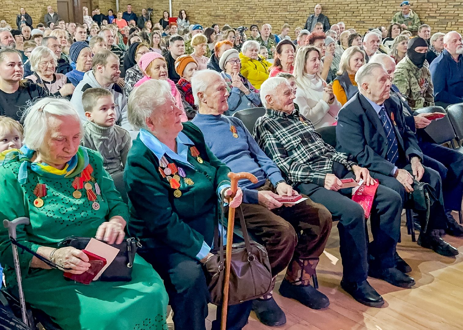 Клин, общество, ветераны, ВОВ, 80 лет победе, медали, вертикалки,