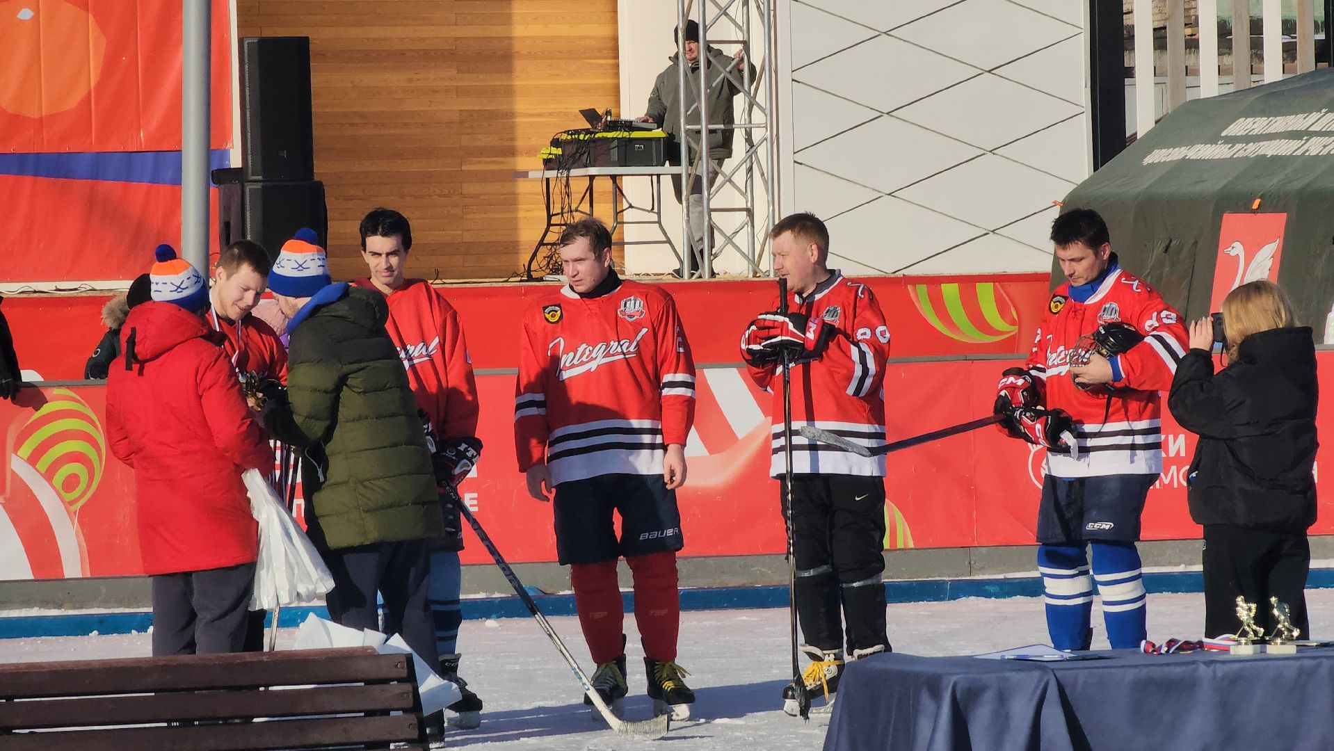 долгопрудный, понд-хоккей, 23 февраля, путилково, красногорск, мфти, шайба, хоккеисты, вертикалки,