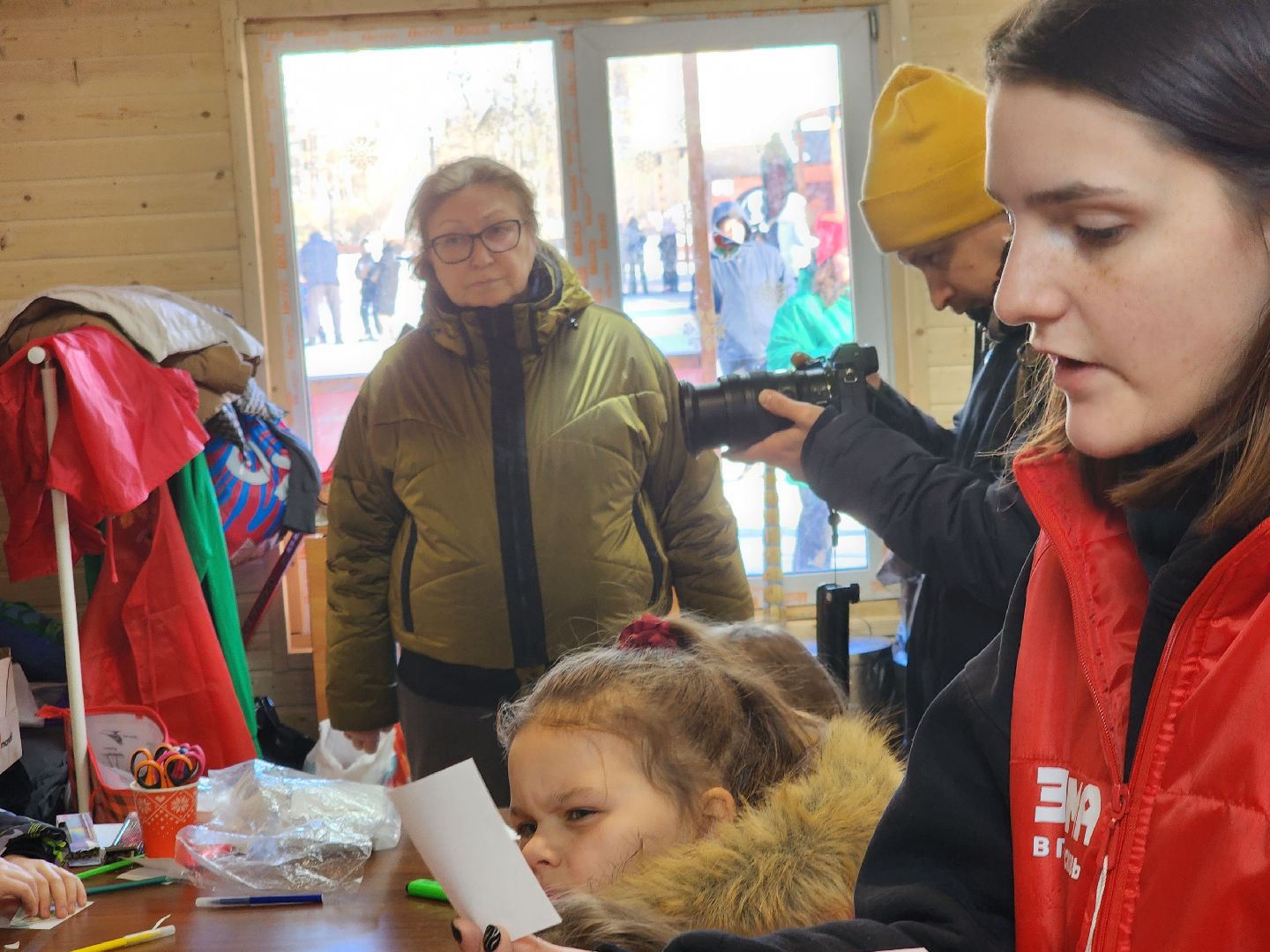 долгопрудный, центральный парк, день защитника отечества, самолетики детства, кораблик, подарок папе, мастер-класс, вертикалки,