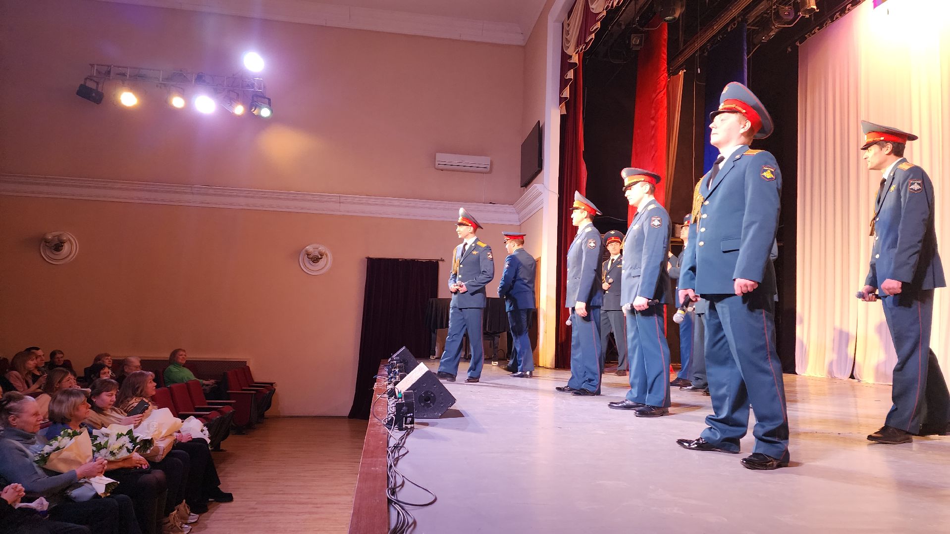 пушкино, дом культуры, день защитника отечества, концерт, участник сво,