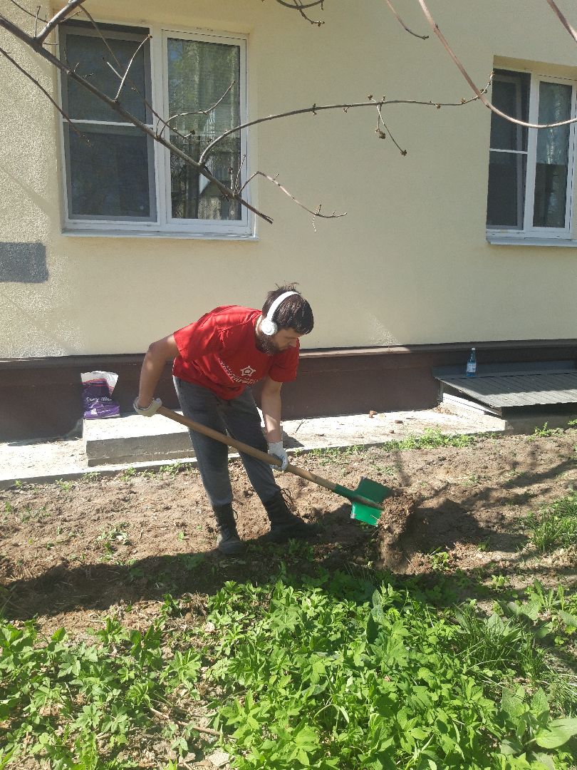 субботник, доброе дело, выходи во двор,