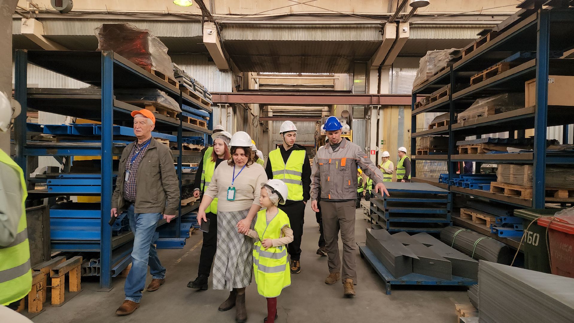 Подольск, вертикалки, Трансформеры, Завод, Дети, Экскурсия, день защитника отечества,