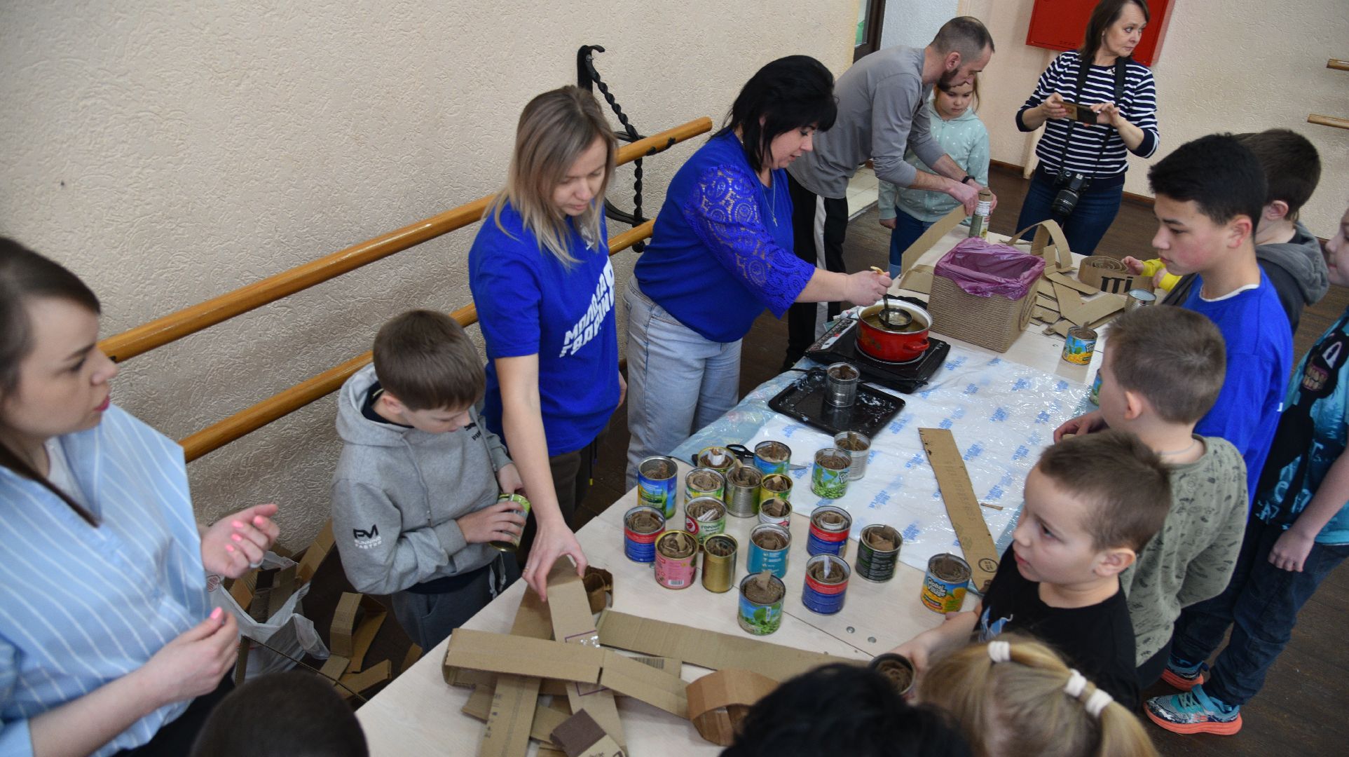лотошино, лотошинский цдк, день защитника отечества, мастер-класс, окопные свечи,