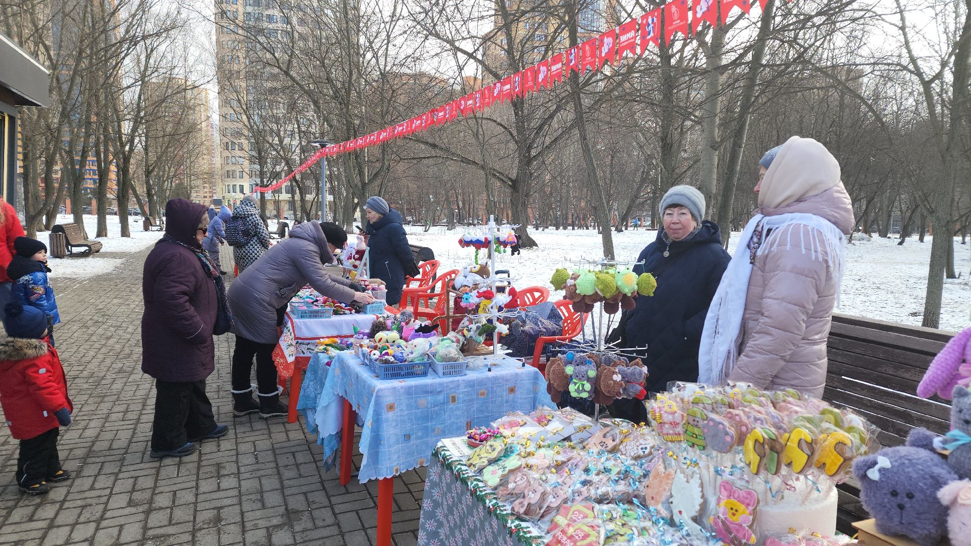 Реутов, вертикалки, арт-маркет, день защитника отечества,