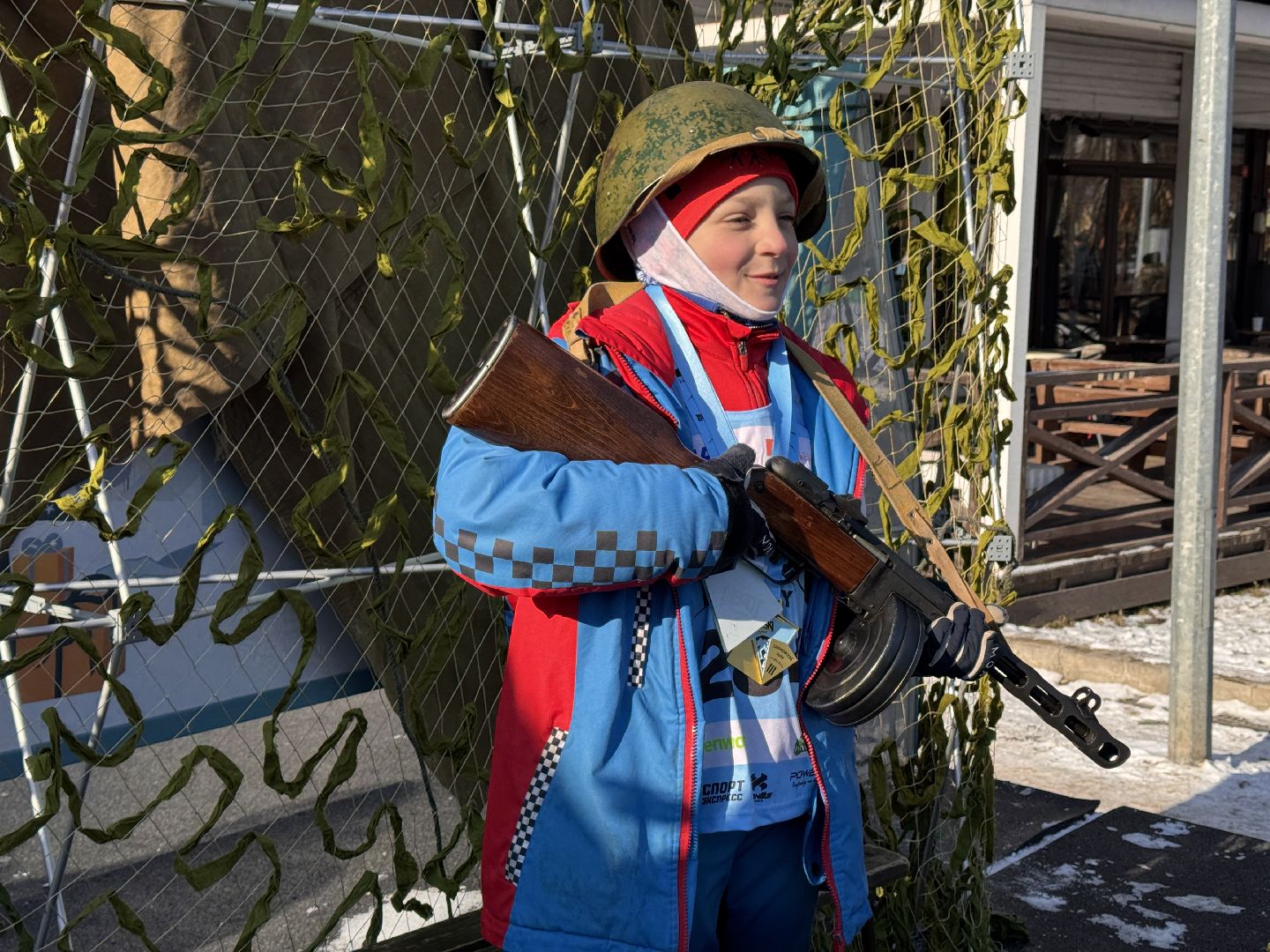 23 февраля, поисковое движение, ввставка артефактов, вертикалки,