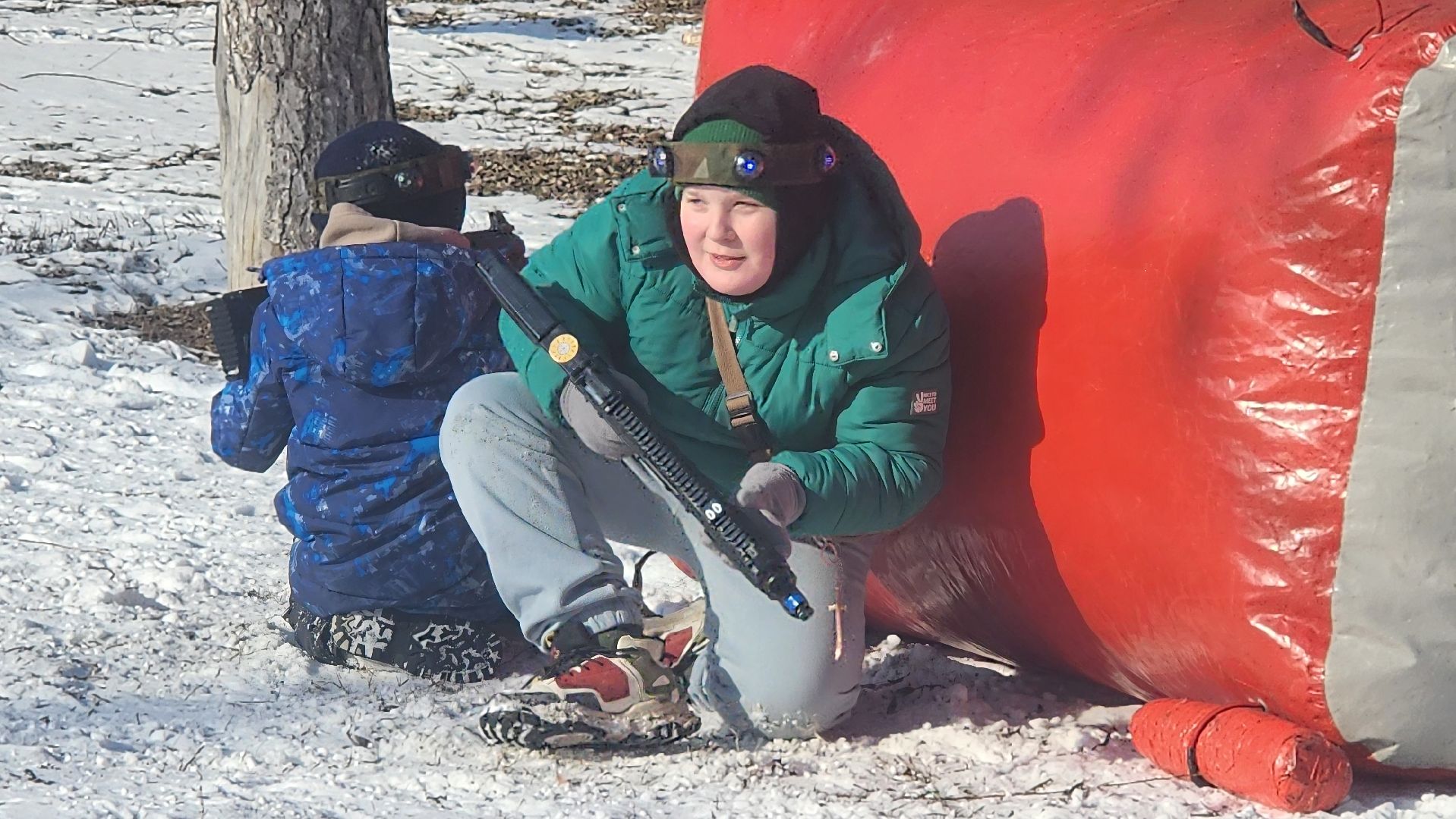 реутов, вертикалки, 23 февраля, день защитника отечества, лазертаг,