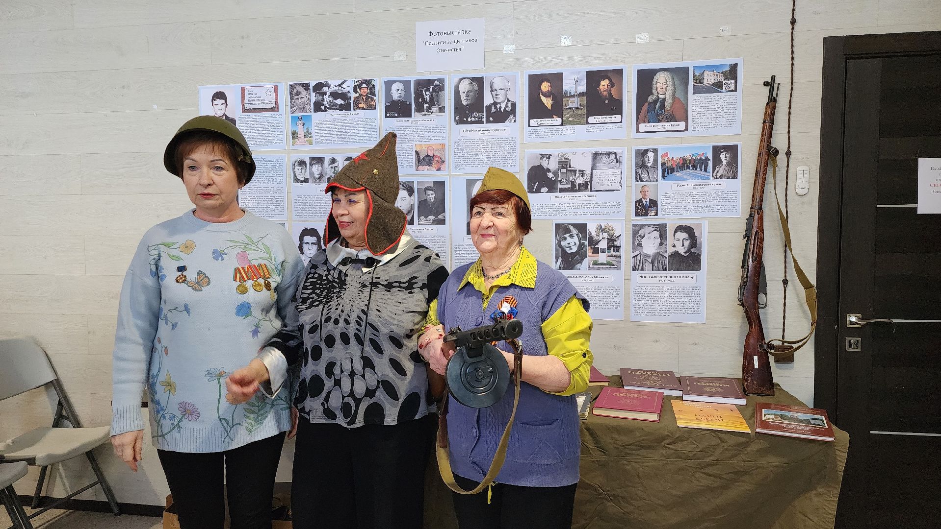 выставка, День защитника Отечества, камерный зал, Ногинск, Богородский городской округ, вертикалки,
