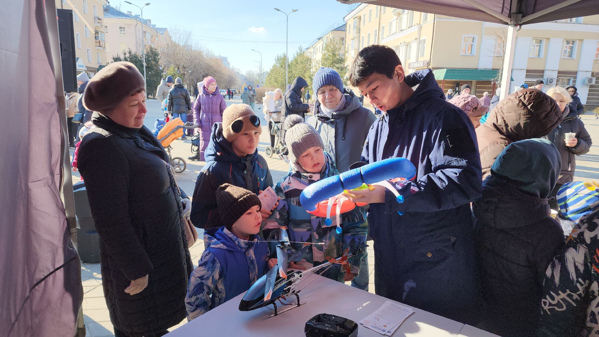 День защитника Отечества, Лосино-Петровский,