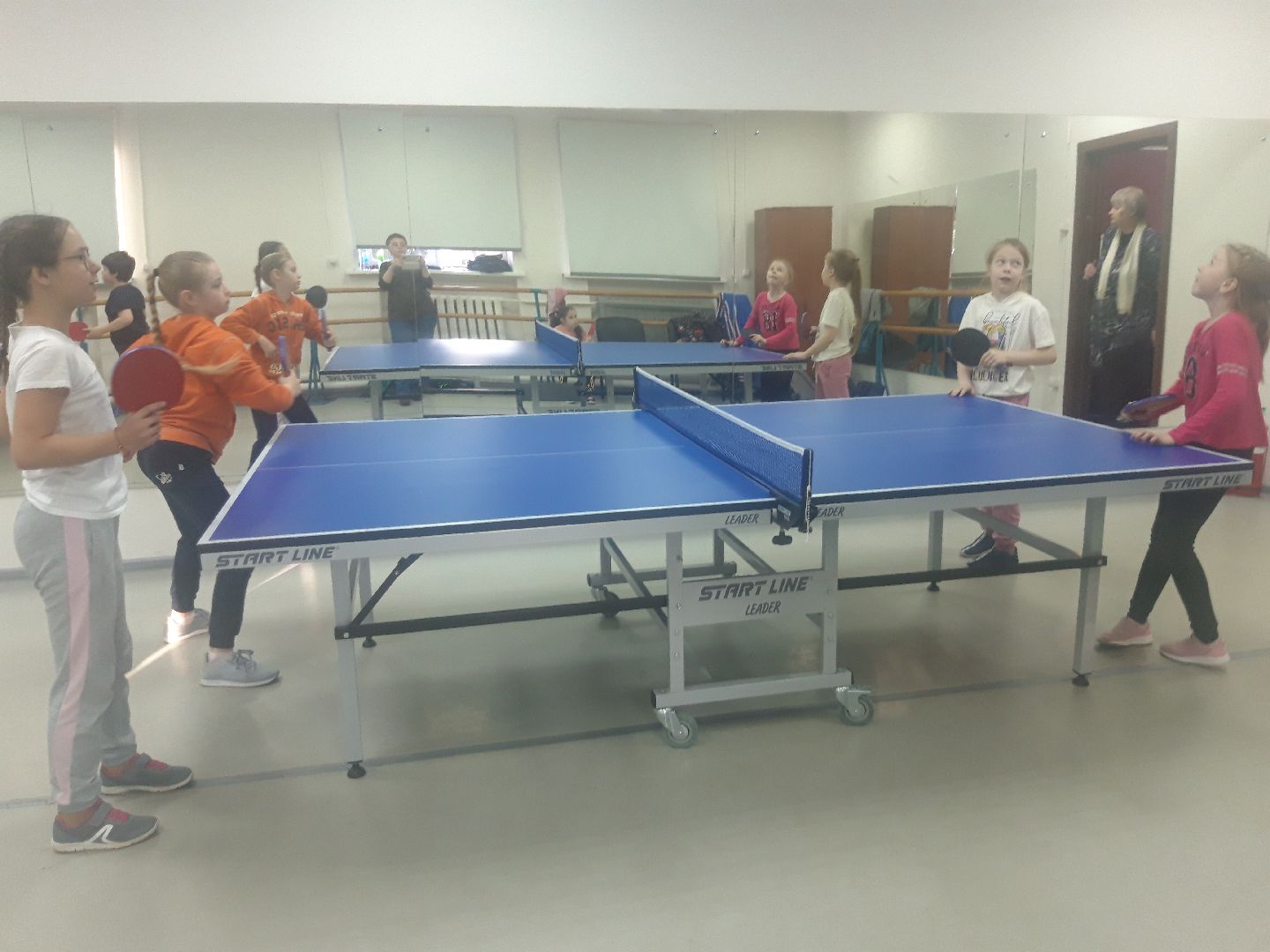 Дети, детский спорт, настольный теннис