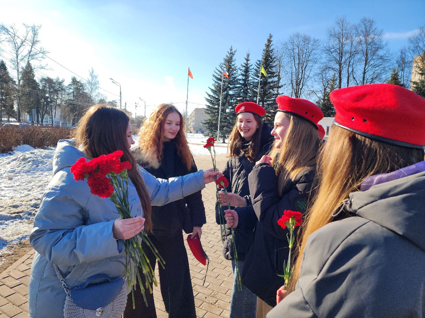 красноармейск, городской округ пушкинский, день защитника отечества, возложение цветов, вертикалки,