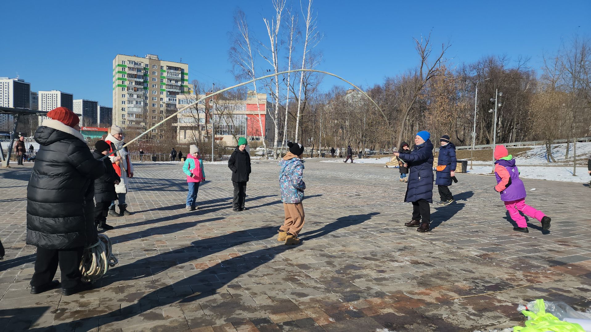 пушкино, набережная, cеребрянка, детские эмоции, спорт для всех, дети, состязания, подарки,