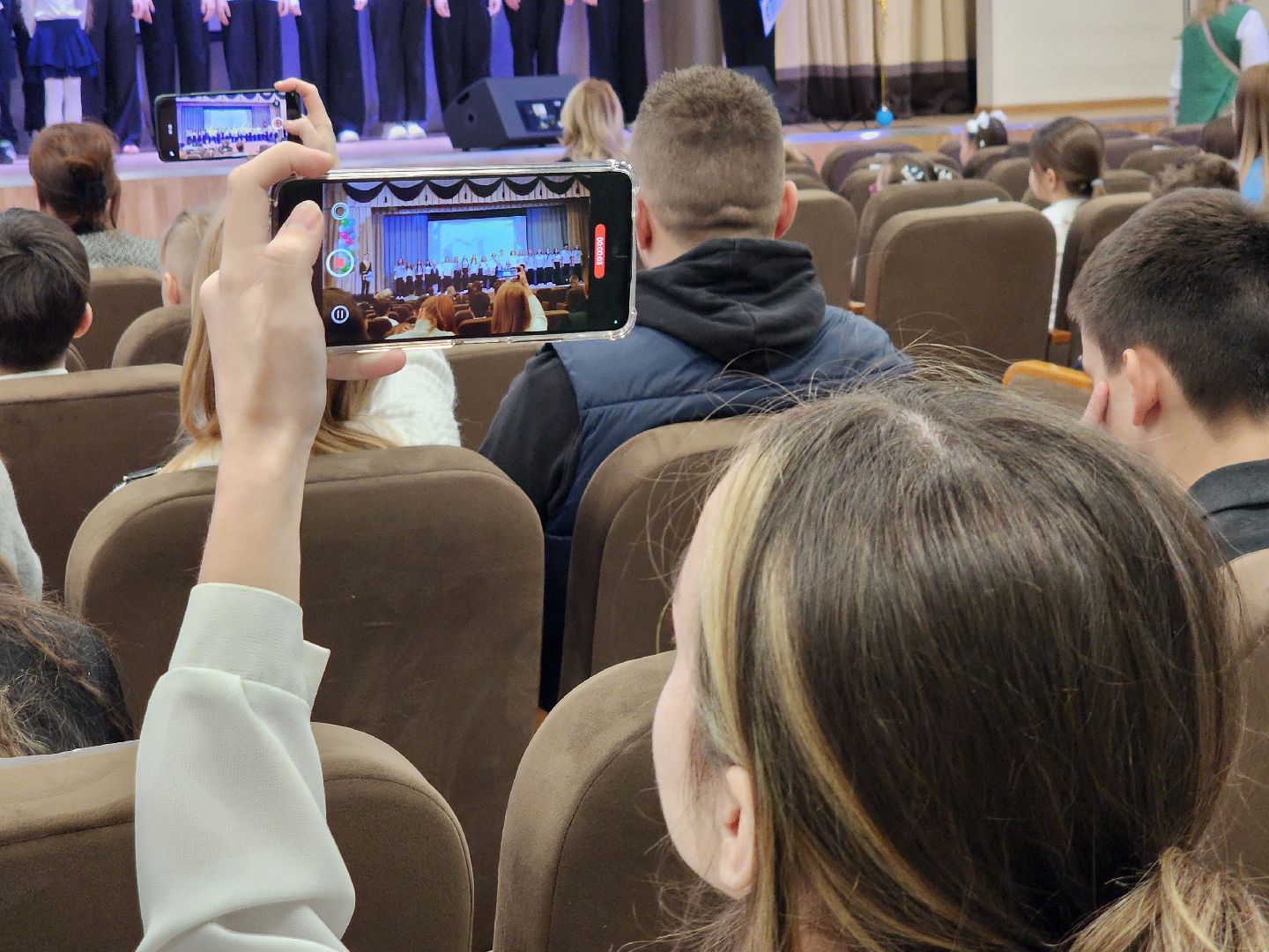 мытищи, Новый корпус школы, вертикалки,